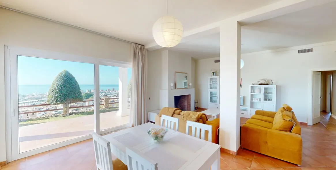 Venta de villa independiente en Torrox 13