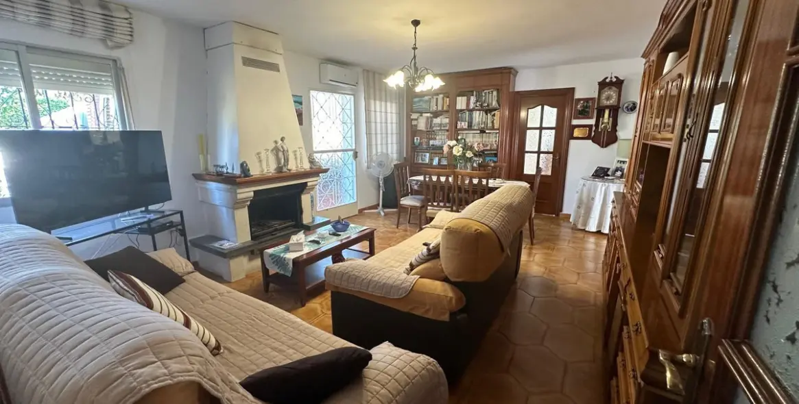 Sale of detached villa in Churriana 4