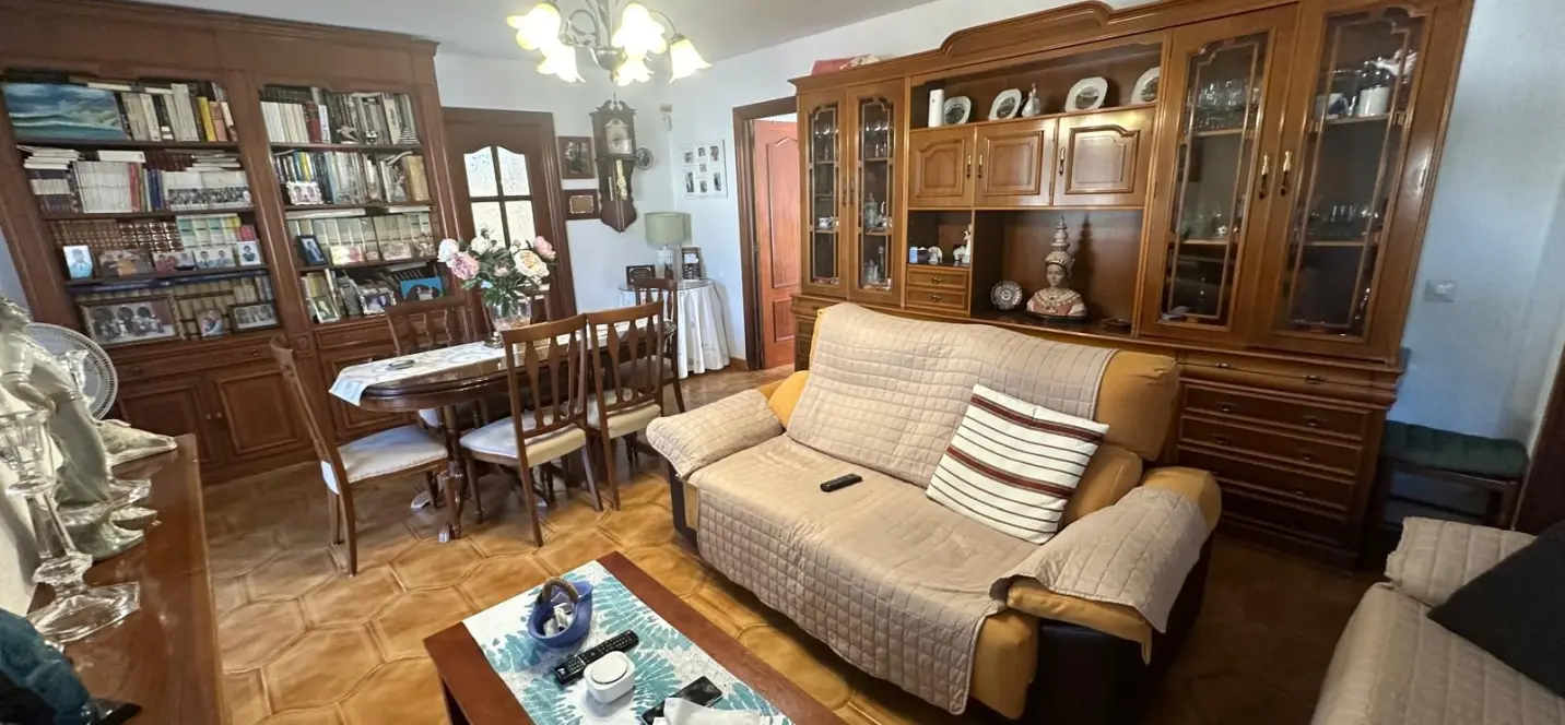 Venta de villa independiente en Churriana 2