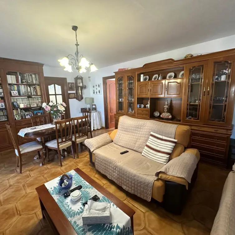 Venta de villa independiente en Churriana