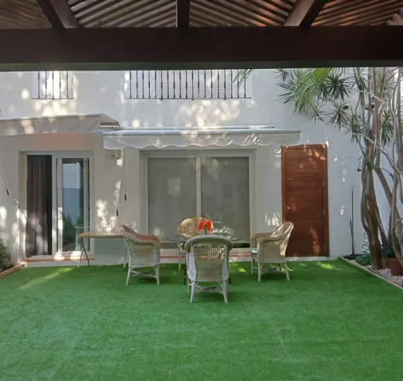 Продажа таунхауса в Nueva Andalucía