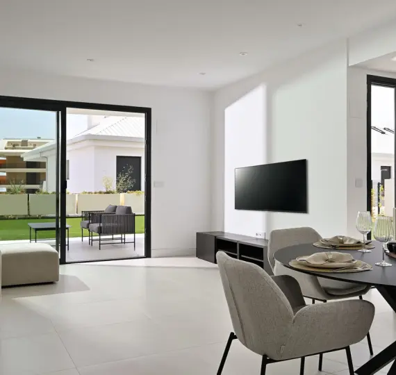 Продажа апартаментов на первом этаже в Fuengirola