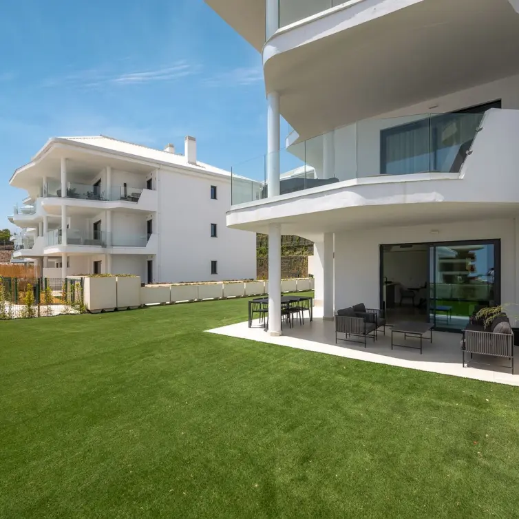 Sale of ground floor apartment in Fuengirola