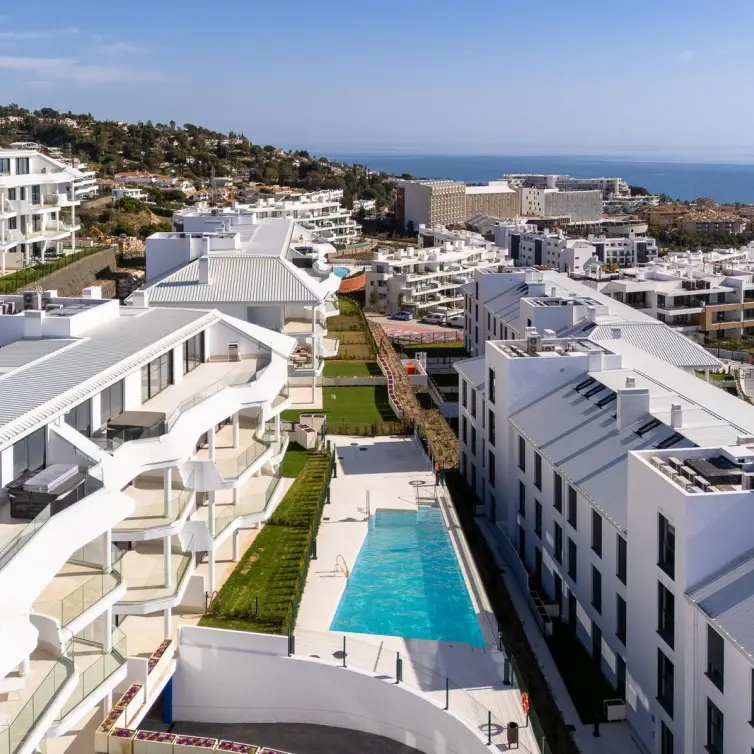 Sale of ground floor apartment in Fuengirola