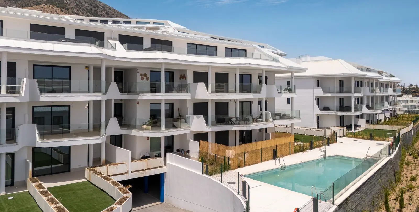 Sale of ground floor apartment in Fuengirola 3