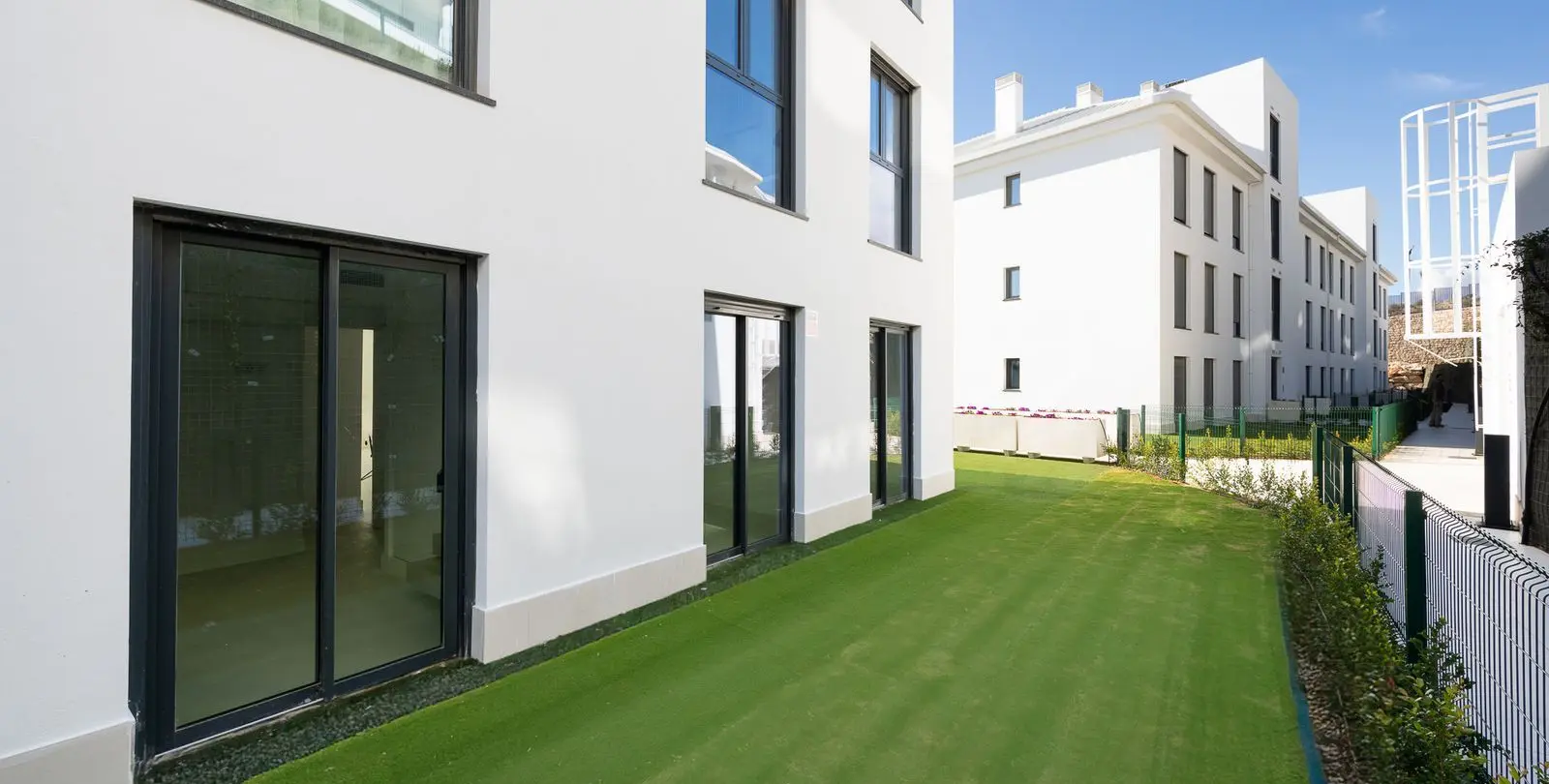 Sale of ground floor apartment in Fuengirola 21