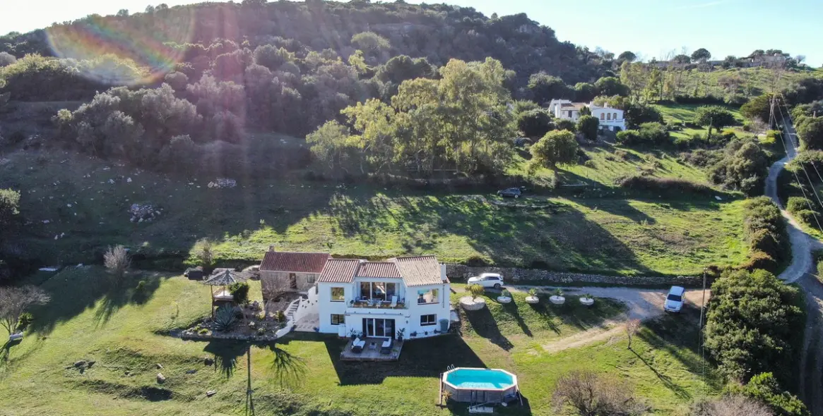 Venta de finca - cortijo en Casares 4
