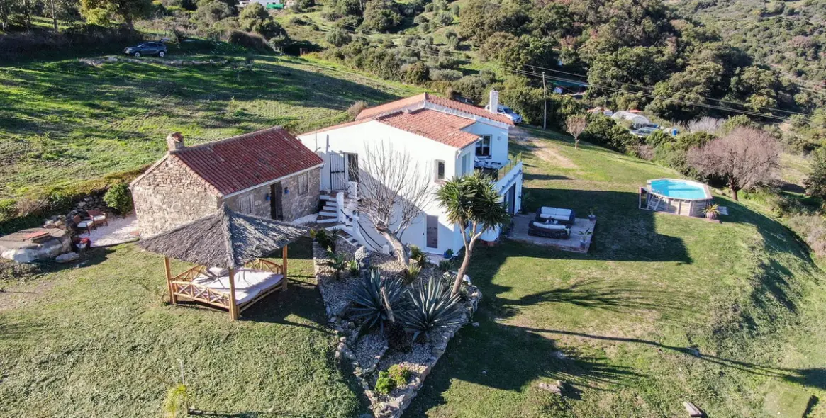 Venta de finca - cortijo en Casares 6
