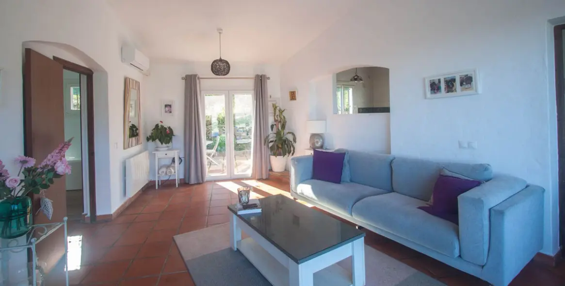 Venta de finca - cortijo en Casares 11