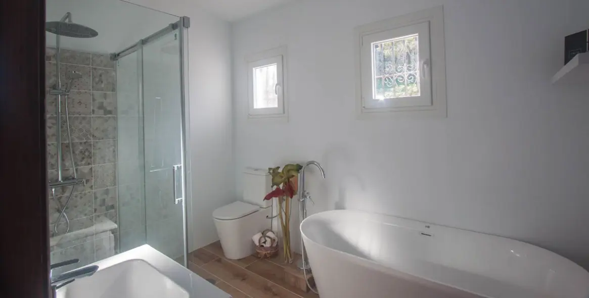 Продажа финки в Casares 23