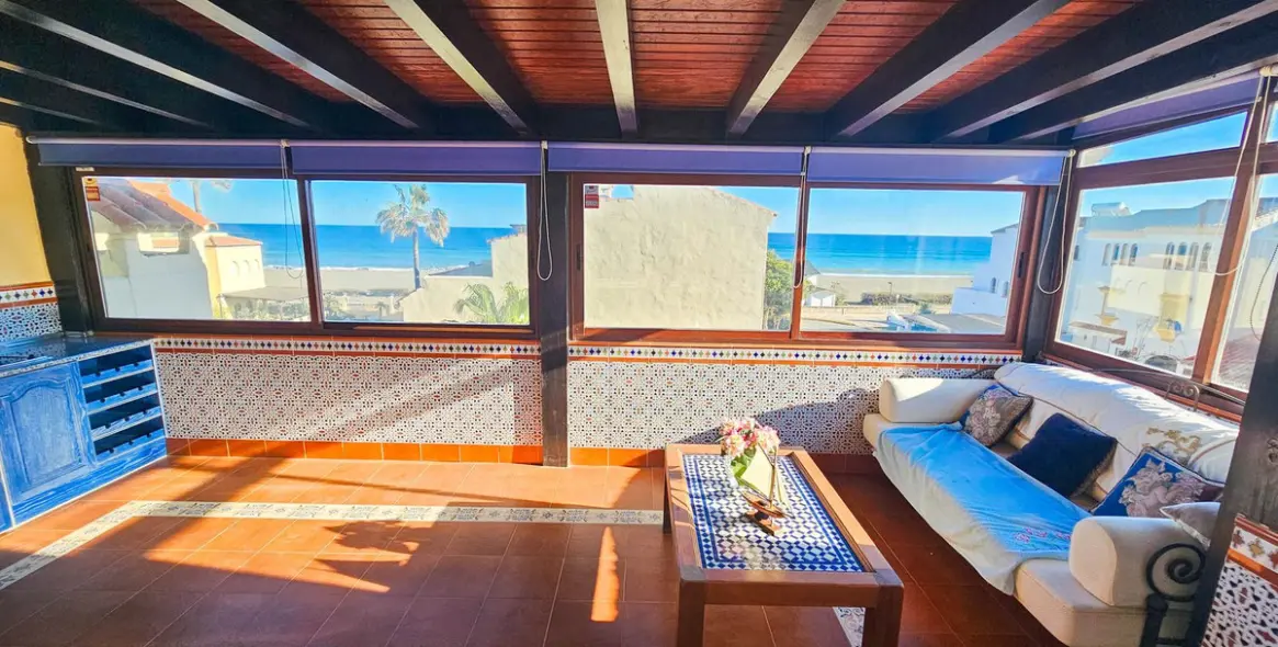 Sale of semi-detached house in Casares Playa 3