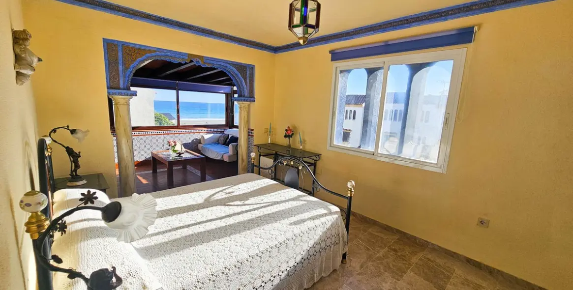 Sale of semi-detached house in Casares Playa 5