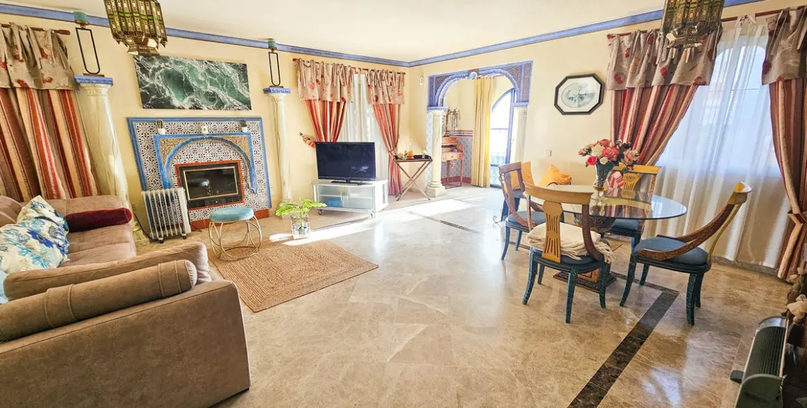 Sale of semi-detached house in Casares Playa 10