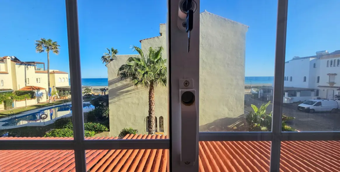 Venta de casa pareada en Casares Playa 36