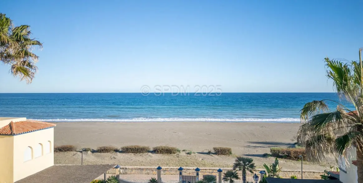 Venta de casa pareada en Casares Playa 58