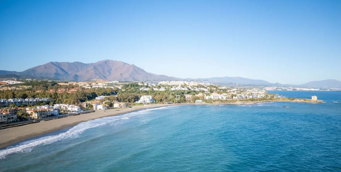 Venta de casa pareada en Casares Playa 65