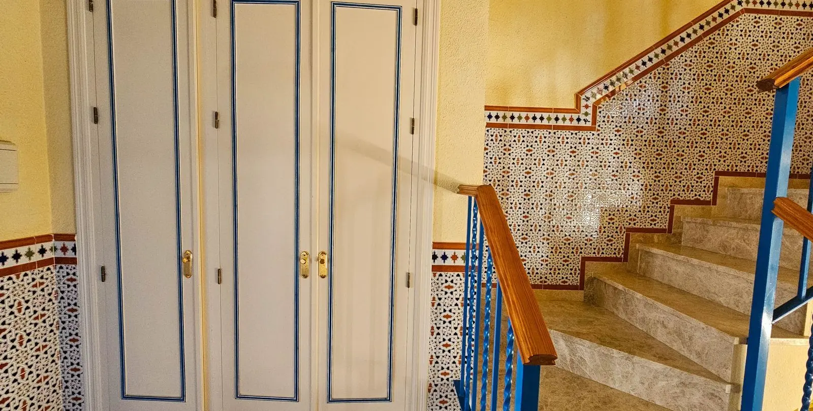Sale of semi-detached house in Casares Playa 21