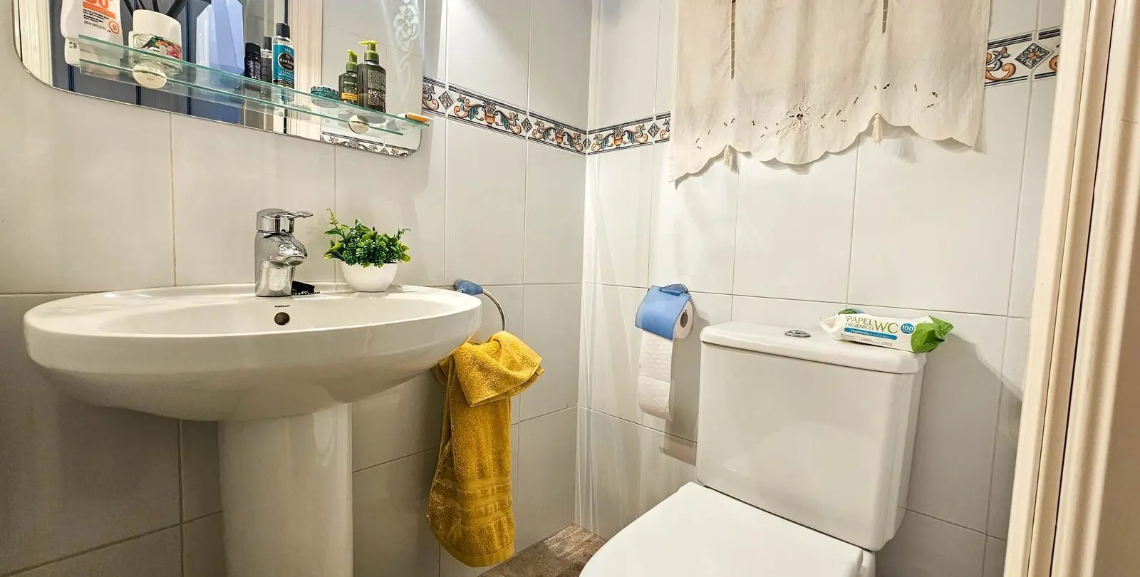 Sale of semi-detached house in Casares Playa 22