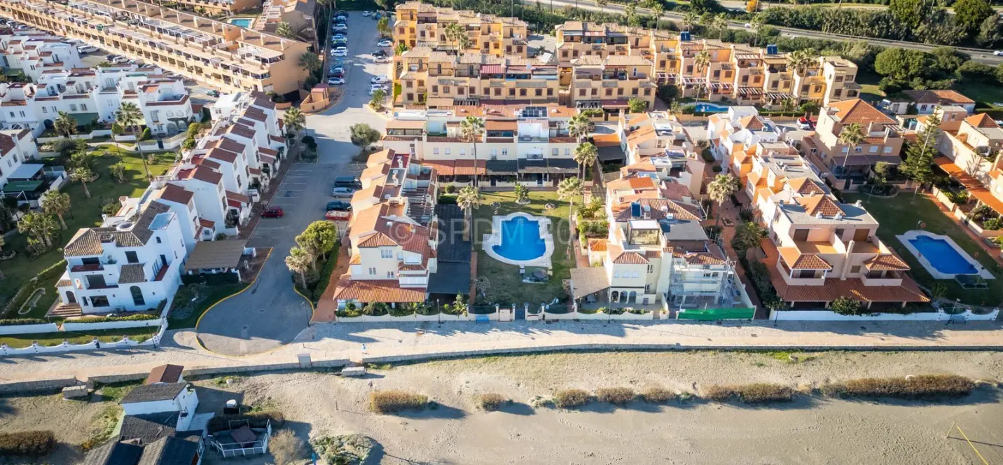 Venta de casa pareada en Casares Playa 1
