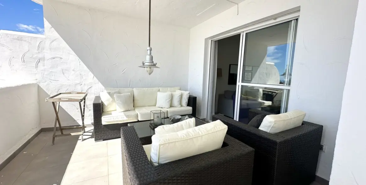 Продажа двухуровневого пентхауса в Nueva Andalucía 5