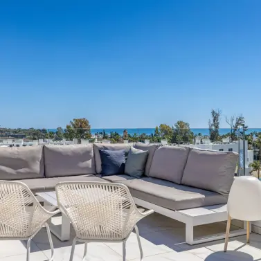 Sale of penthouse in Cancelada