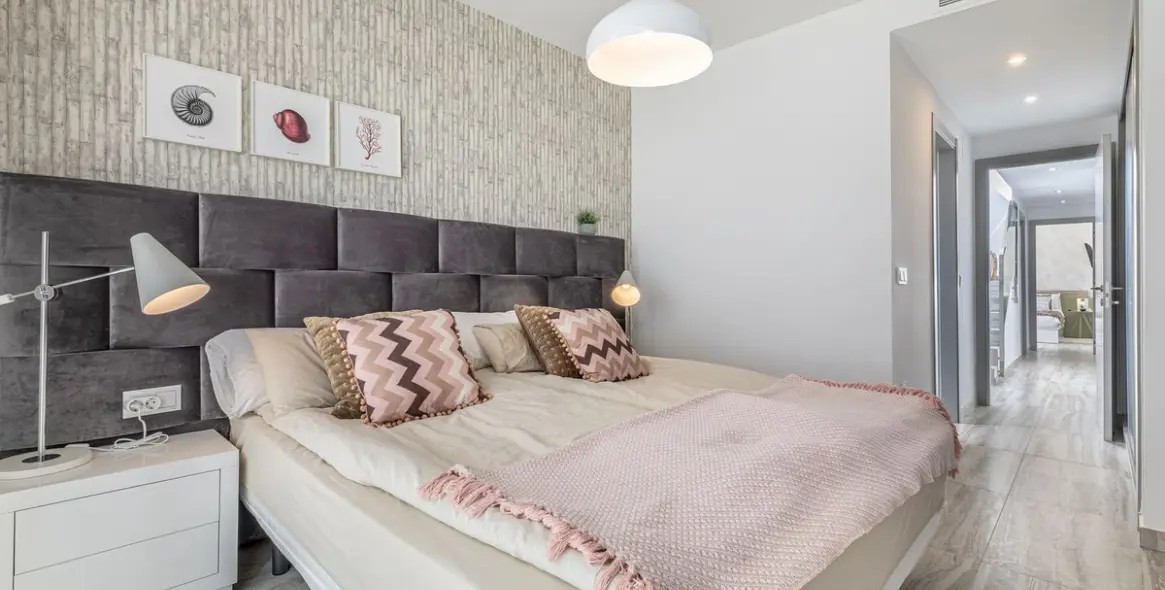 Sale of penthouse in Cancelada 20