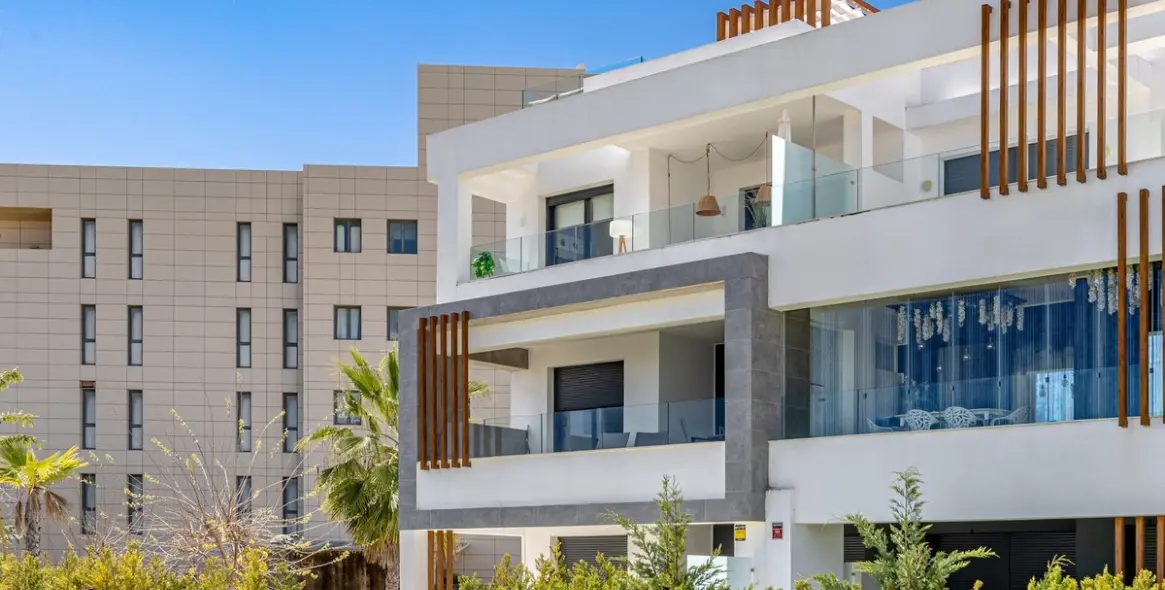 Sale of penthouse in Cancelada 27