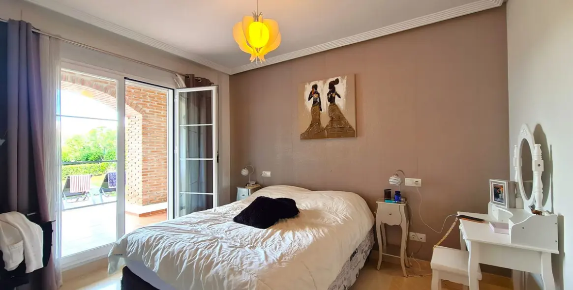 Продажа апартаментов на первом этаже в Benahavís 5