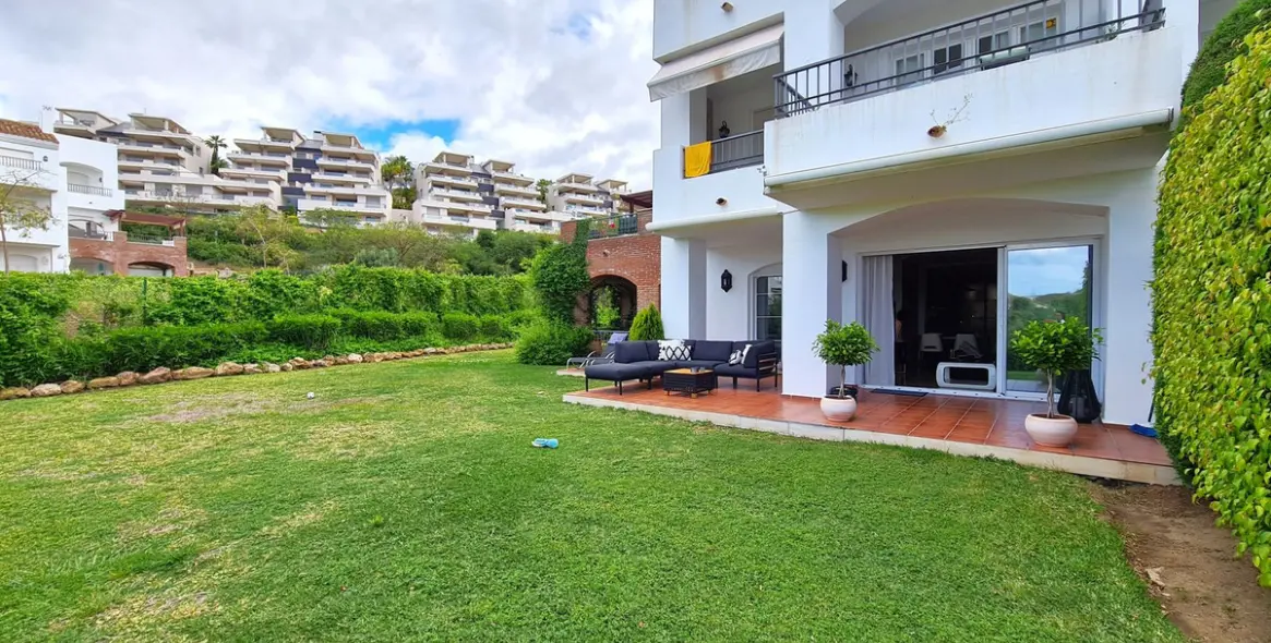 Продажа апартаментов на первом этаже в Benahavís 12