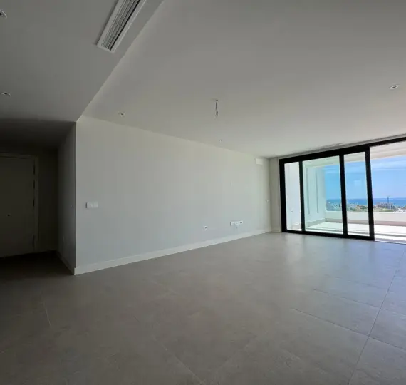 Продажа пентхауса в Estepona