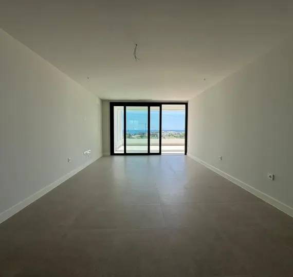 Продажа пентхауса в Estepona