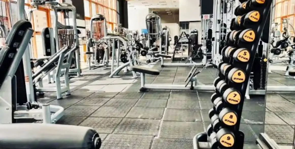 Sale of commercial premises in Benalmadena 3