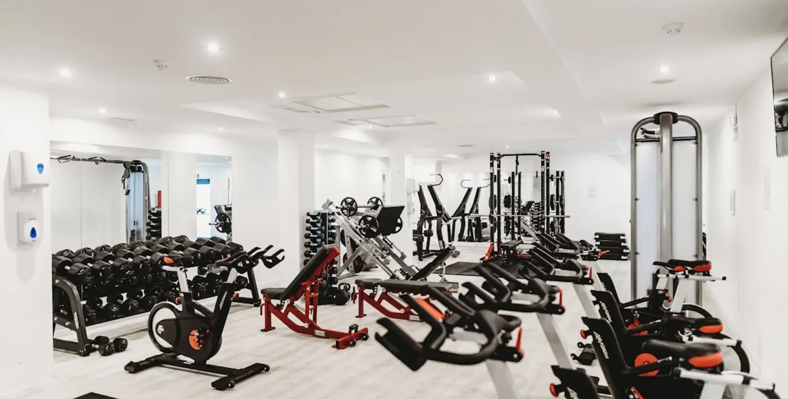Venta de local comercial en Benalmadena 5