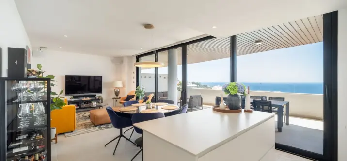 Продажа апартаментов на среднем этаже в Fuengirola 0