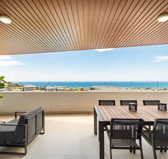 Продажа апартаментов на среднем этаже в Fuengirola