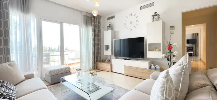 Sale of penthouse duplex in Nueva Andalucía 2