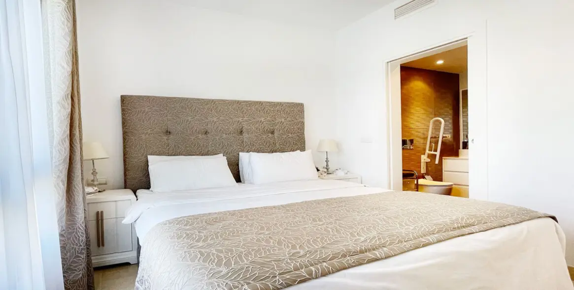 Продажа двухуровневого пентхауса в Nueva Andalucía 16