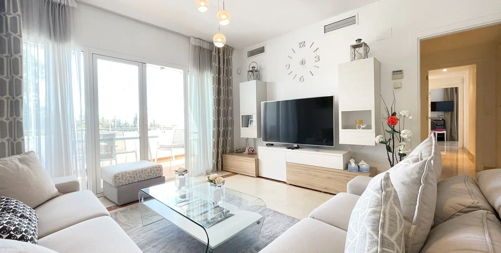 Sale of penthouse duplex in Nueva Andalucía 3
