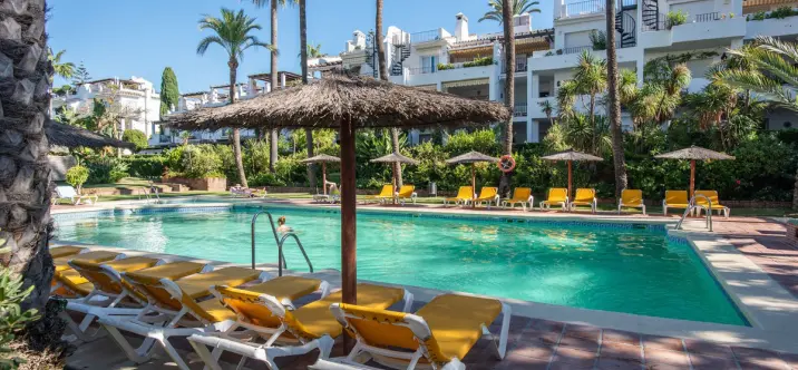 Продажа апартаментов на среднем этаже в San Pedro de Alcántara 3