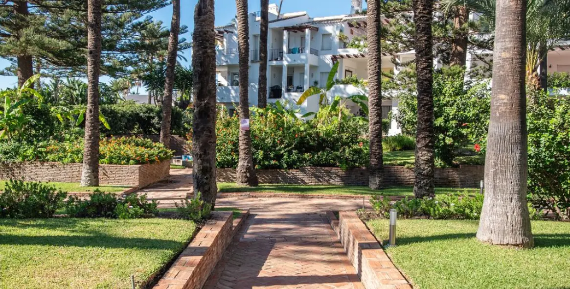 Продажа апартаментов на среднем этаже в San Pedro de Alcántara 7