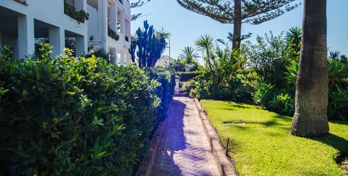 Продажа апартаментов на среднем этаже в San Pedro de Alcántara 8