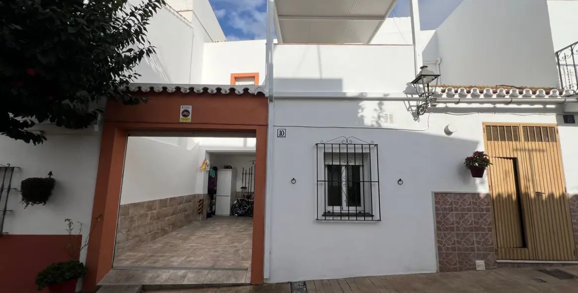 Продажа таунхауса в Estepona 2
