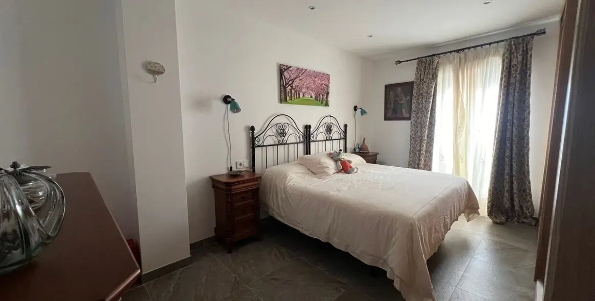 Venta de adosado en Estepona 16