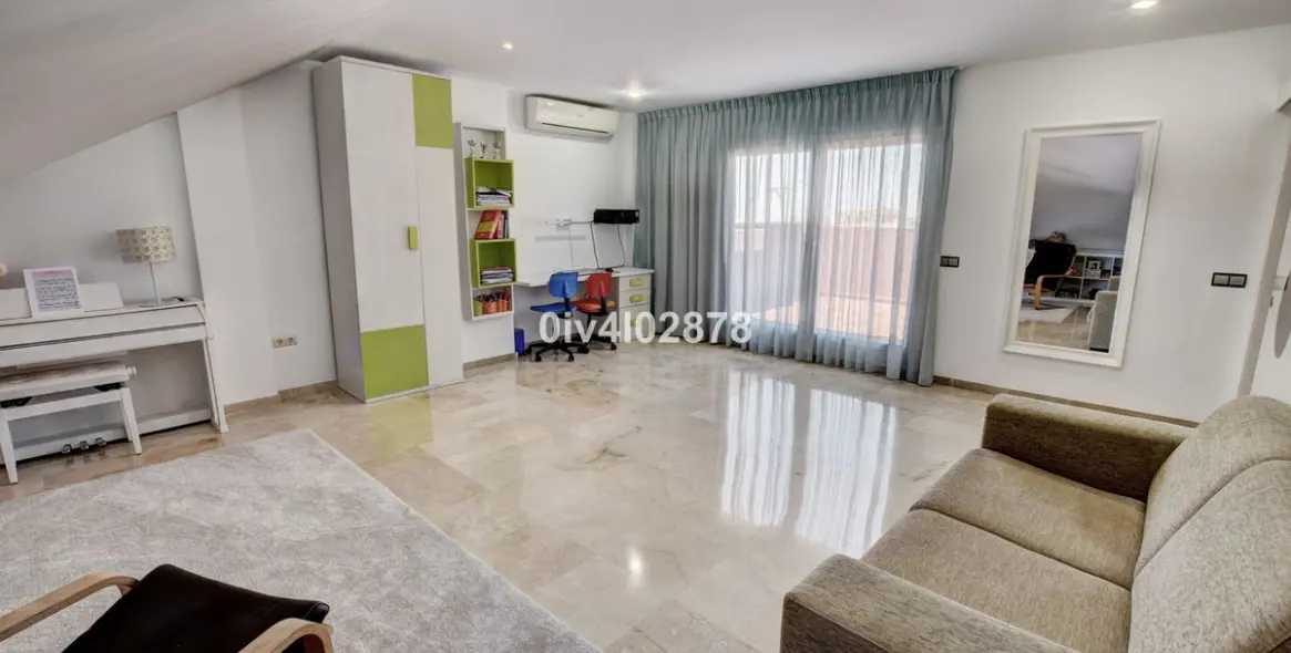 Продажа таунхауса в Arroyo de la Miel 20