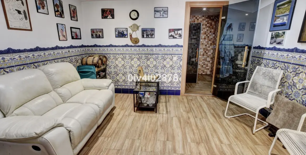 Sale of townhouse in Arroyo de la Miel 28