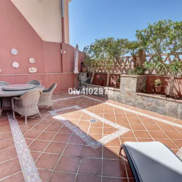 Sale of townhouse in Arroyo de la Miel