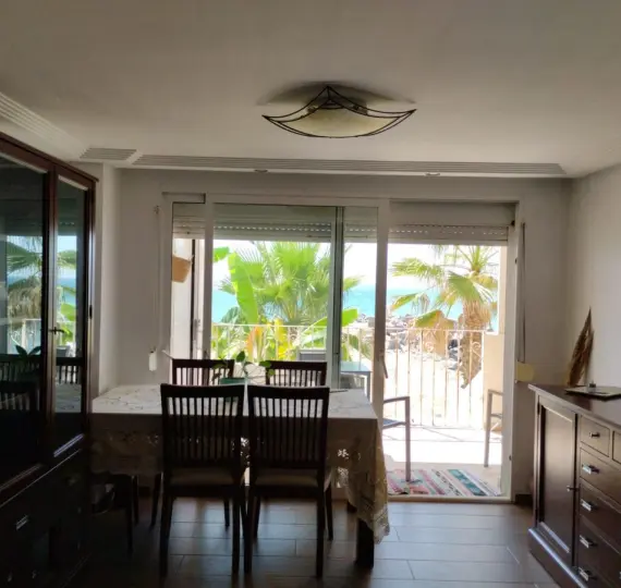 Продажа апартаментов на первом этаже в Benalmadena Costa