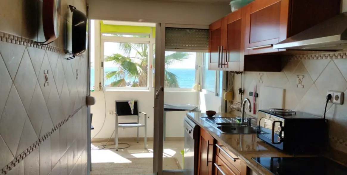 Sale of ground floor apartment in Benalmadena Costa 8