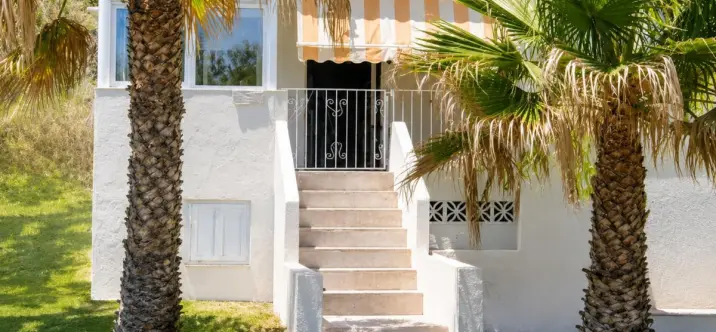 Продажа апартаментов на первом этаже в Benalmadena Costa 0