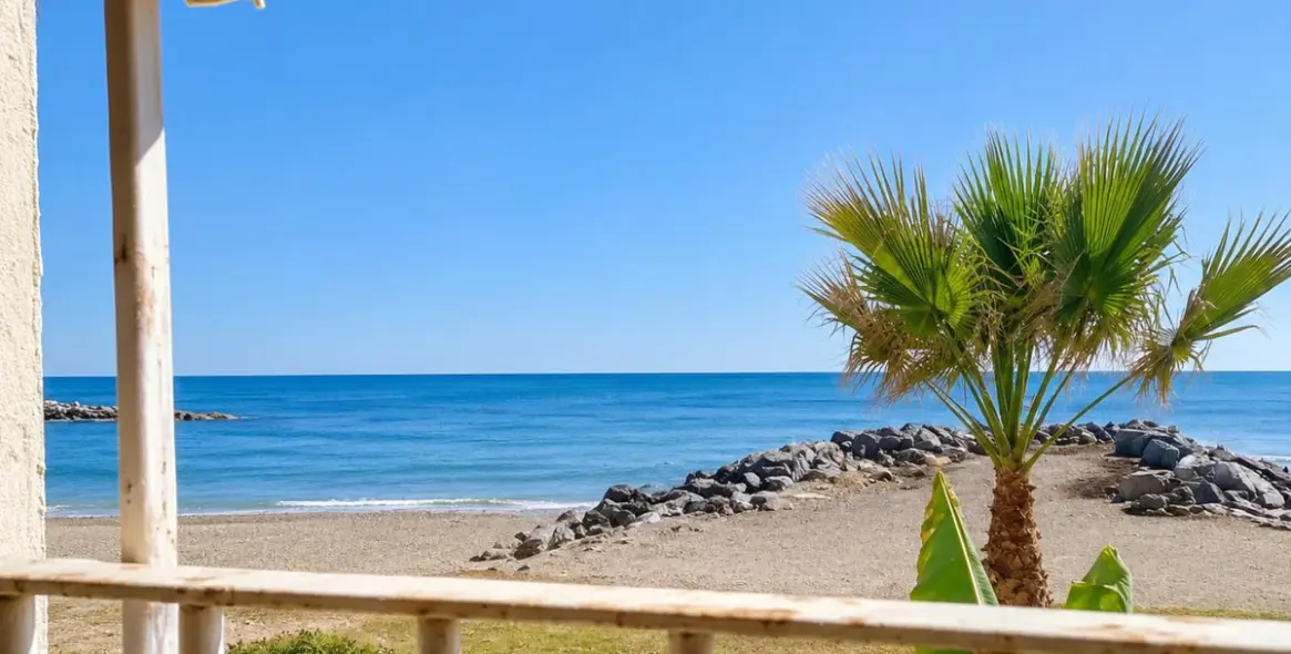 Sale of ground floor apartment in Benalmadena Costa 11